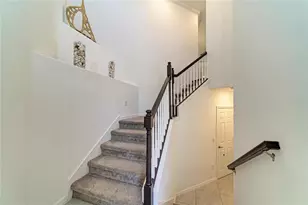 6075 Worsham Ln, Lakewood Ranch, FL 34211 - Photo 5