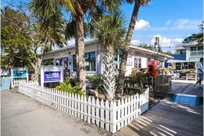 4006 5th Avenue, Holmes Beach, FL 34217 - Photo 45