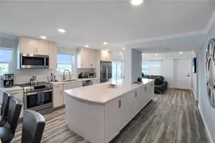 633 Alhambra Rd, Venice, FL 34285 - Photo 23