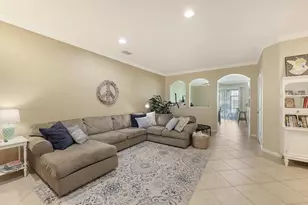 7927 Moonstone Dr, Sarasota, FL 34233 - Photo 9