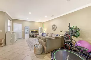 7927 Moonstone Dr, Sarasota, FL 34233 - Photo 7