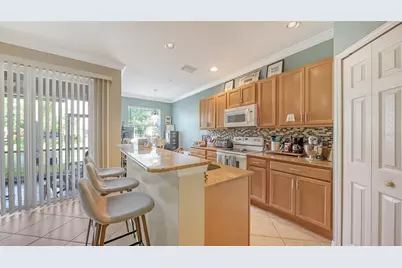 7927 Moonstone Drive #26-102, Sarasota, FL 34233 - Photo 17