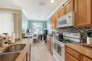 7927 Moonstone Dr, Sarasota, FL 34233 - Photo 19
