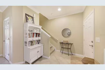 7927 Moonstone Drive #26-102, Sarasota, FL 34233 - Photo 5