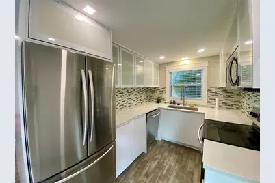 4564 Iola Drive, Sarasota, FL 34231 - Photo 9