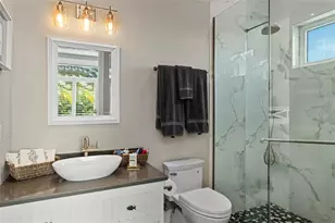 242 Oak Ave, Anna Maria, FL 34216 - Photo 29