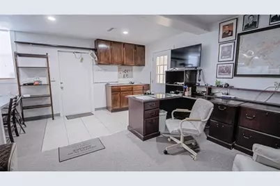 2421 47th Street, Sarasota, FL 34234 - Photo 23