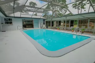 2421 47th St, Sarasota, FL 34234 - Photo 45