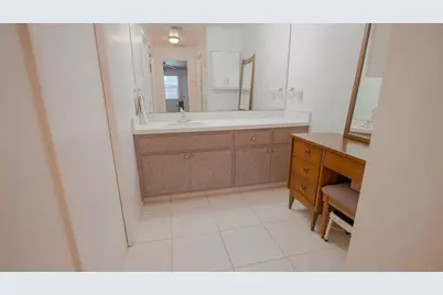 2421 47th Street, Sarasota, FL 34234 - Photo 63