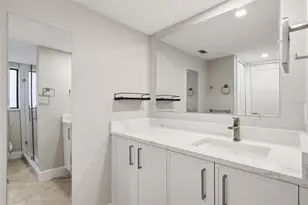 171 Golden Gate Point, Sarasota, FL 34236 - Photo 29