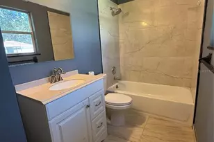 4732 Violet Ave, Sarasota, FL 34233 - Photo 9