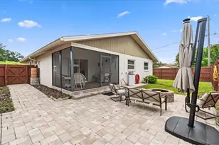 3452 Bay St, Sarasota, FL 34237 - Photo 29