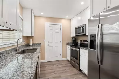 3452 Bay Street, Sarasota, FL 34237 - Photo 11