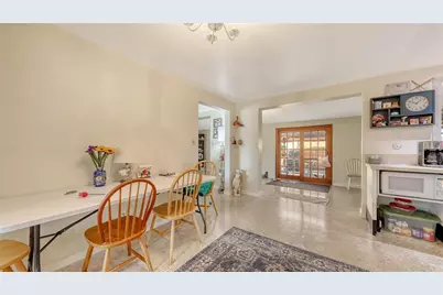 5302 Las Rosas, Sarasota, FL 34242 - Photo 7