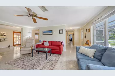 5302 Las Rosas, Sarasota, FL 34242 - Photo 13