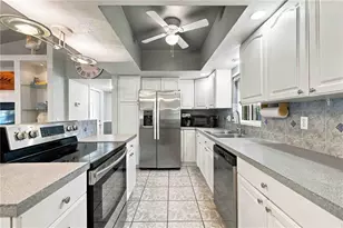 1613 Wharf Rd, Sarasota, FL 34231 - Photo 15