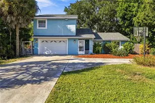 1613 Wharf Rd, Sarasota, FL 34231 - Photo 3