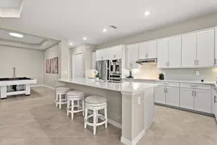 17602 Santorini Ct, Venice, FL 34293 - Photo 9
