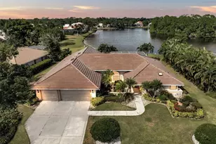 7570 Links Ct, Sarasota, FL 34243 - Photo 3