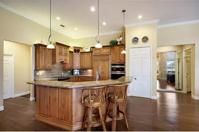 8250 Hugh Alison Place, Sarasota, FL 34240 - Photo 13