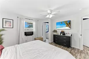 1841 Joyce St, Sarasota, FL 34231 - Photo 47