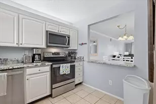 7540 Bay Island Dr S, South Pasadena, FL 33707 - Photo 11