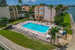 7540 Bay Island Dr S, South Pasadena, FL 33707 - Photo 33