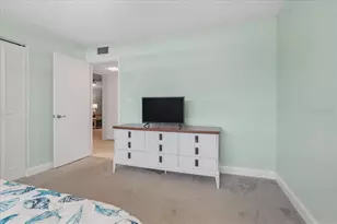 7540 Bay Island Dr S, South Pasadena, FL 33707 - Photo 27