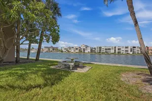 7540 Bay Island Dr S, South Pasadena, FL 33707 - Photo 43