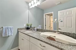 2117 Lake Waters Pl, Lutz, FL 33558 - Photo 25