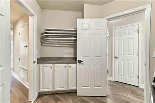 2117 Lake Waters Pl, Lutz, FL 33558 - Photo 19