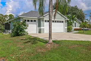 8920 Bantry Bay Blvd, Englewood, FL 34224 - Photo 43