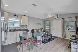 3867 Almond Ave, Sarasota, FL 34234 - Photo 15