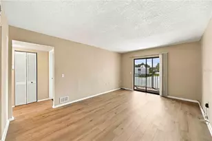 5310 26th St W, Bradenton, FL 34207 - Photo 5