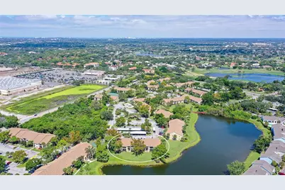 4025 Crockers Lake Boulevard #22, Sarasota, FL 34238 - Photo 9