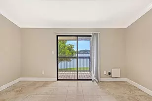 4025 Crockers Lake Blvd, Sarasota, FL 34238 - Photo 5