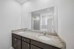 3940 Mossy Limb Ct, Palmetto, FL 34221 - Photo 23