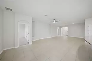 3940 Mossy Limb Ct, Palmetto, FL 34221 - Photo 7