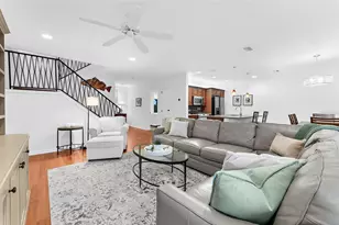 1685 Laurel St, Sarasota, FL 34236 - Photo 3