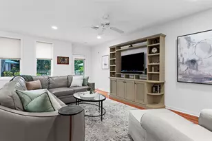 1685 Laurel St, Sarasota, FL 34236 - Photo 13