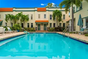 1685 Laurel St, Sarasota, FL 34236 - Photo 5