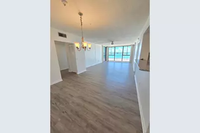 7100 Sunshine Skyway Lane S #301, Saint Petersburg, FL 33711 - Photo 3