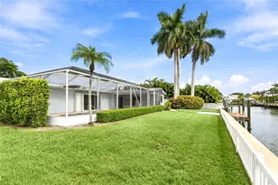 517 71st St, Holmes Beach, FL 34217 - Photo 19