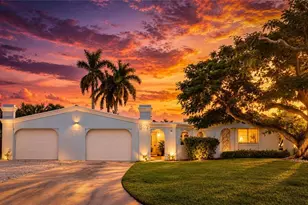 517 71st St, Holmes Beach, FL 34217 - Photo 1