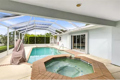 517 71st Street, Holmes Beach, FL 34217 - Photo 17