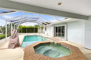 517 71st St, Holmes Beach, FL 34217 - Photo 17