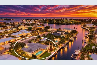 517 71st Street, Holmes Beach, FL 34217 - Photo 3