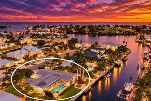 517 71st St, Holmes Beach, FL 34217 - Photo 3