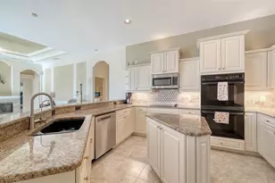 8922 Bloomfield Blvd, Sarasota, FL 34238 - Photo 17