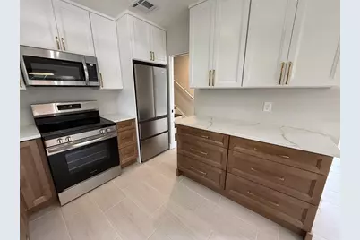 3135 Alta Vista Street, Sarasota, FL 34237 - Photo 11